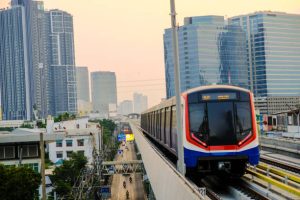 บ้านใกล้รถไฟฟ้า